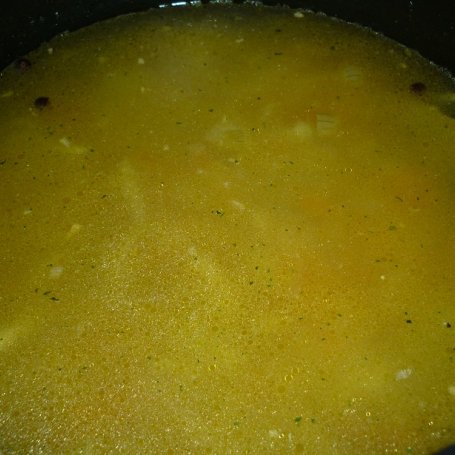 Krok 2 - Cukiniowa zupka z warzywami foto