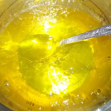 Krok 7 - Cukiniowe ciasto ze śliwkami i pianką foto