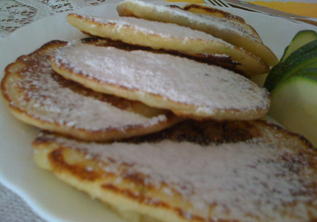 Cukiniowe pancakes foto