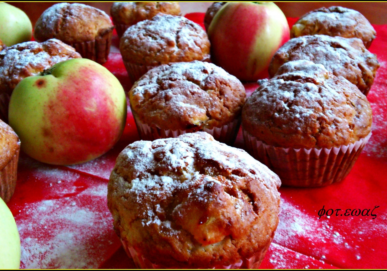 Cukiniowo jabłkowe babeczki foto