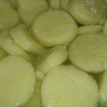 Krok 3 - Cukiniowo ziemniaczane kluseczki foto