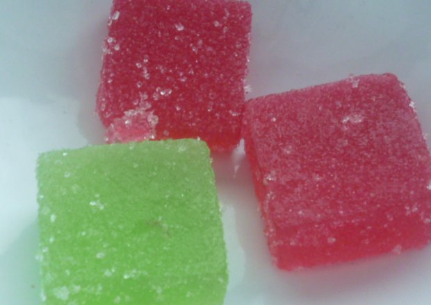 Fotografia przedstawiająca cukrowe galaretki