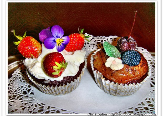 Fotografia przedstawiająca Cupcakes czekoladowe wg Nigelli Lawson