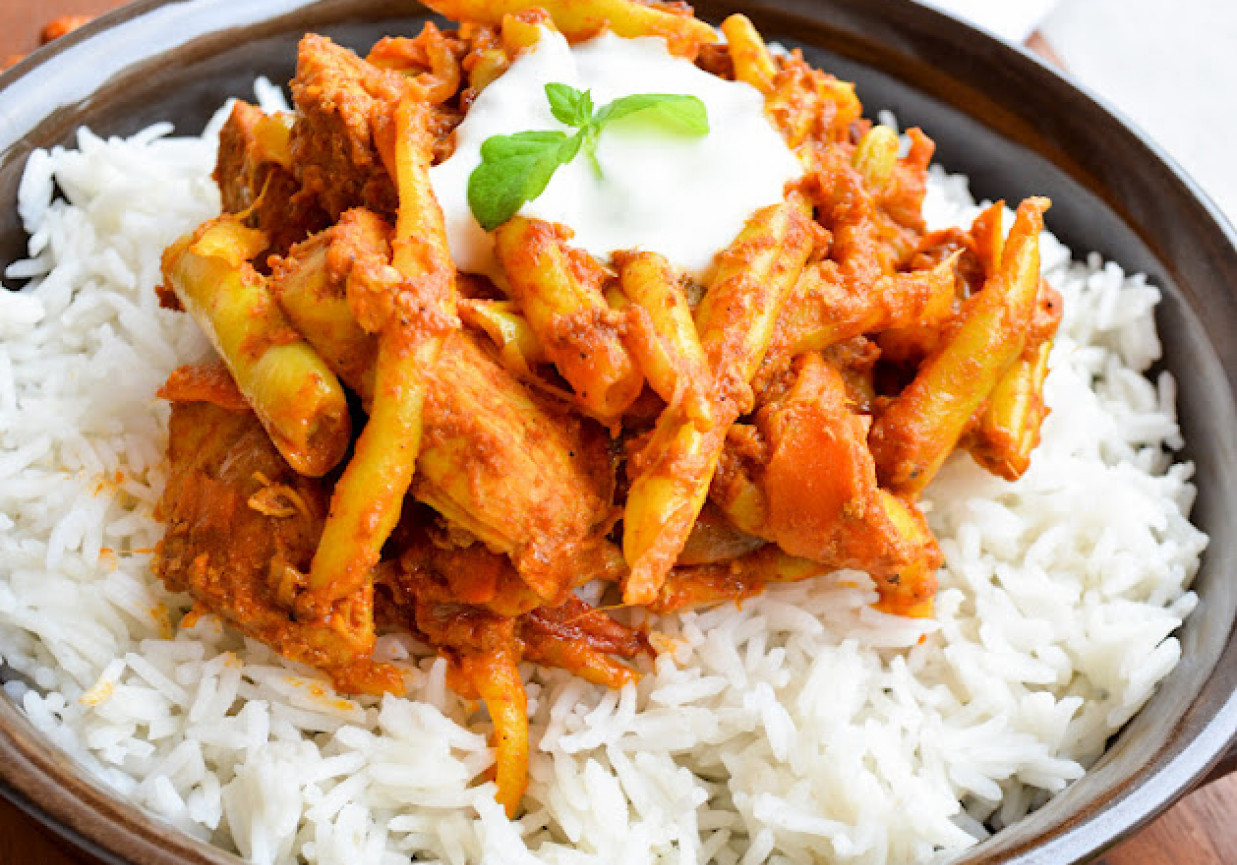 Curry z fasolką szparagową foto