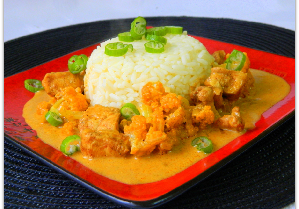 Curry z kurczaka z kalafiorem foto