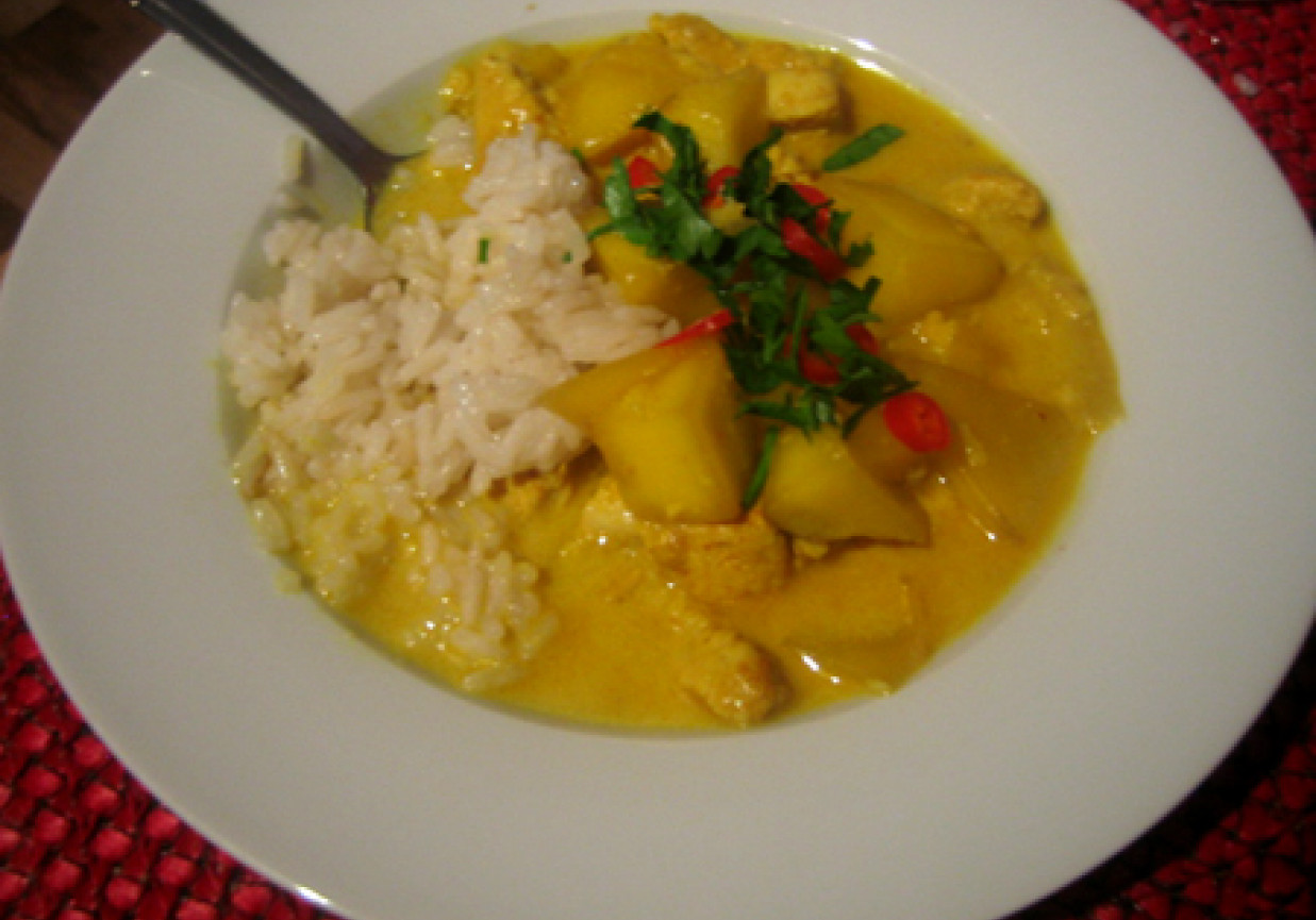 curry z mango i kurczakiem foto