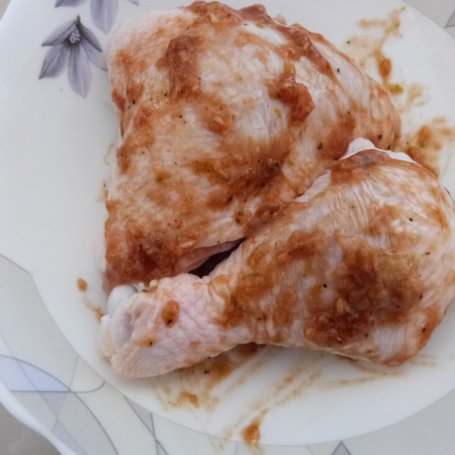Krok 4 - Ćwiartka z kurczaka w słodko-pikantnej marynacie  foto