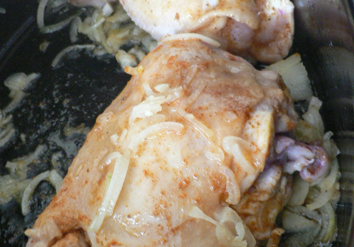 Ćwiartki z kurczaka z kurkumą foto
