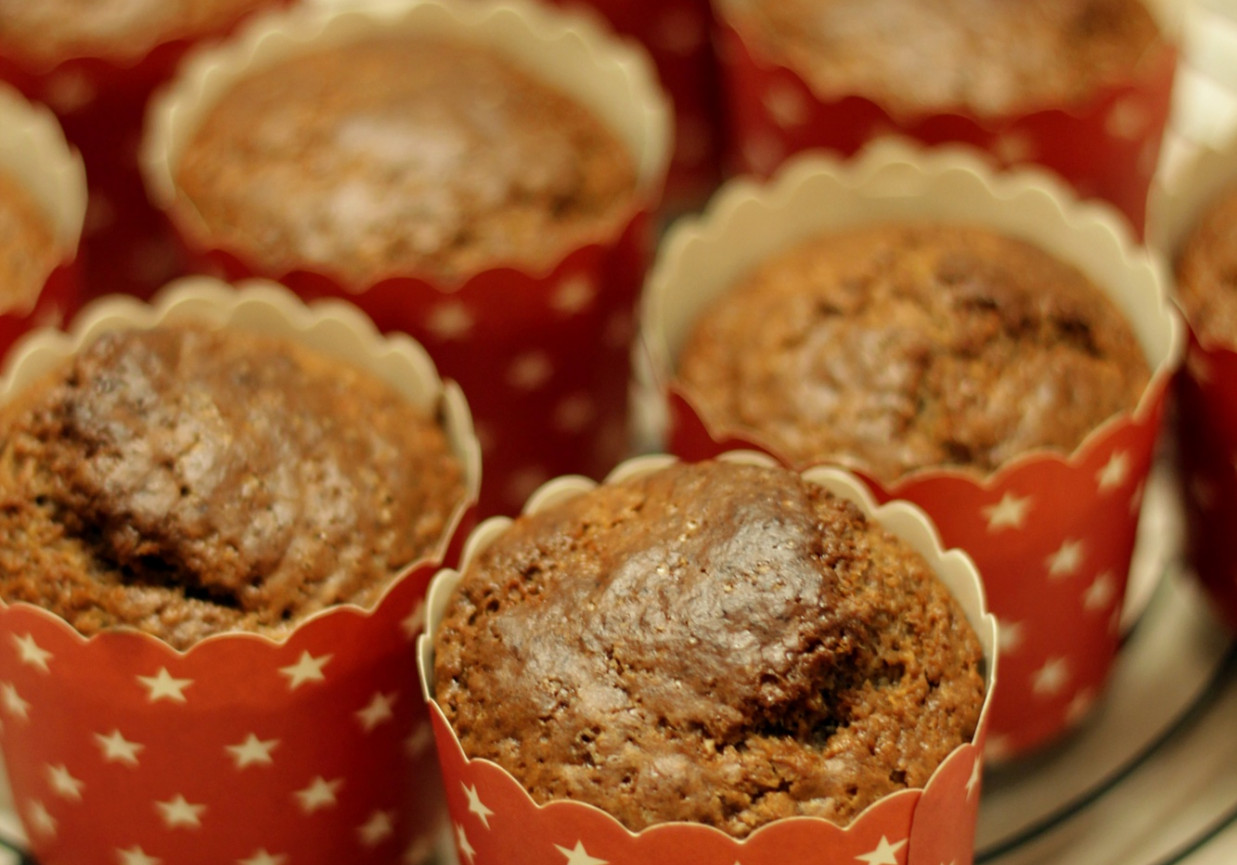Cynamonowe muffinki foto