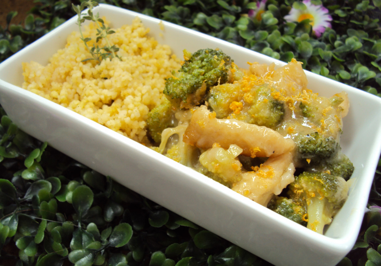 Cytrynowa pierś z kurczaka z brokułami foto