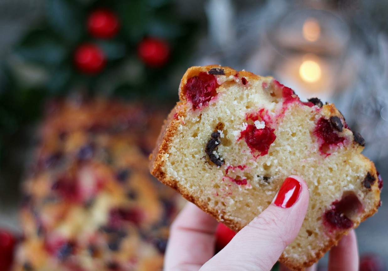 Cytrynowe ciasto z żurawiną i czekoladą foto