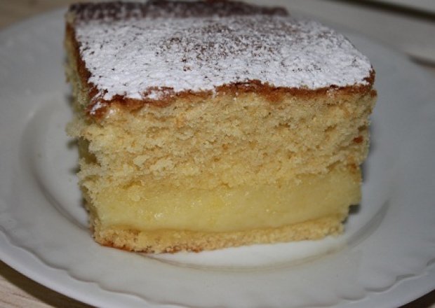 Fotografia przedstawiająca Cytrynowe ciasto