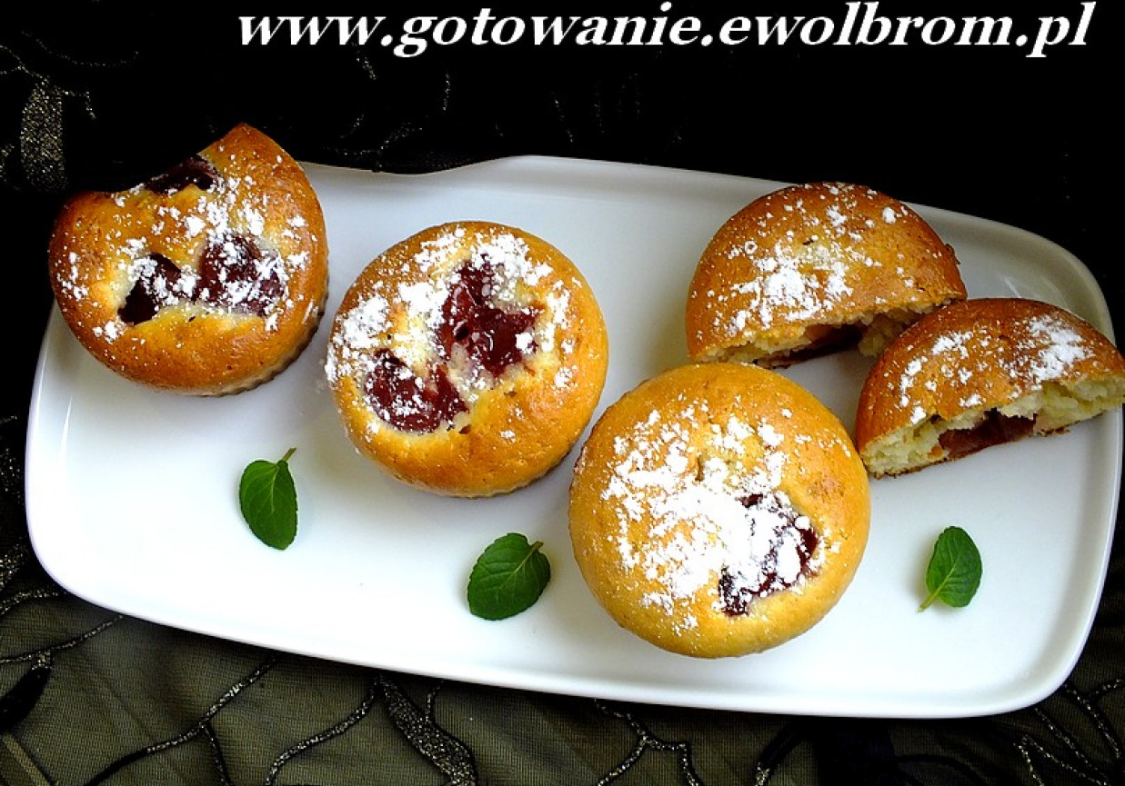 Cytrynowe muffinki z czereśniami foto