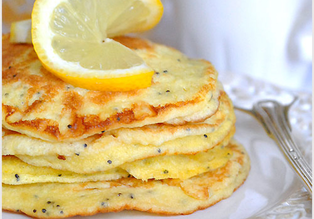Cytrynowe pancakes z makiem - przepis foto