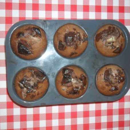 Krok 3 - Cytrynowo czekoladowe muffiny z bananami foto