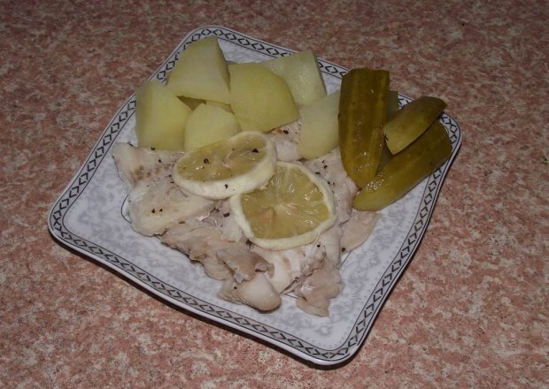 Fotografia przedstawiająca Cytrynowy dorsz przygotowany na parze