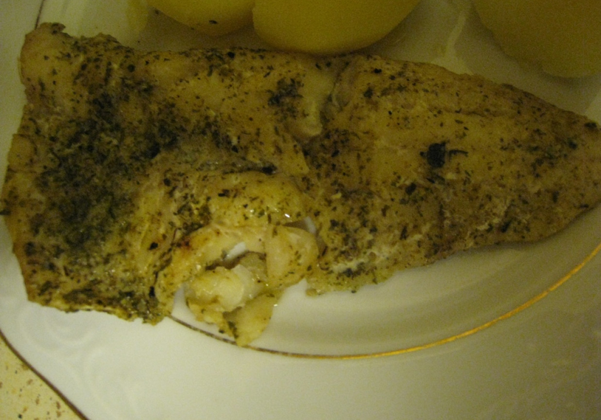 Cytrynowy morszczuk pieczony w folii foto