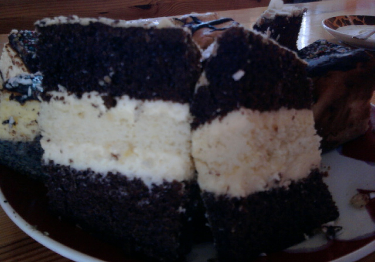 \"Czarne ciasto\" foto