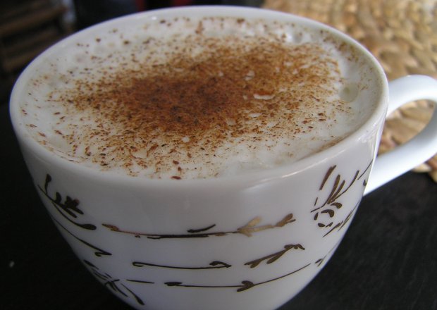 Fotografia przedstawiająca Czekoladowa kawa Bernadetty z mleczną pianką