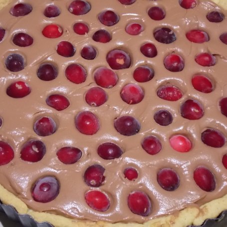 Krok 4 - Czekoladowa tarta z żurawiną foto