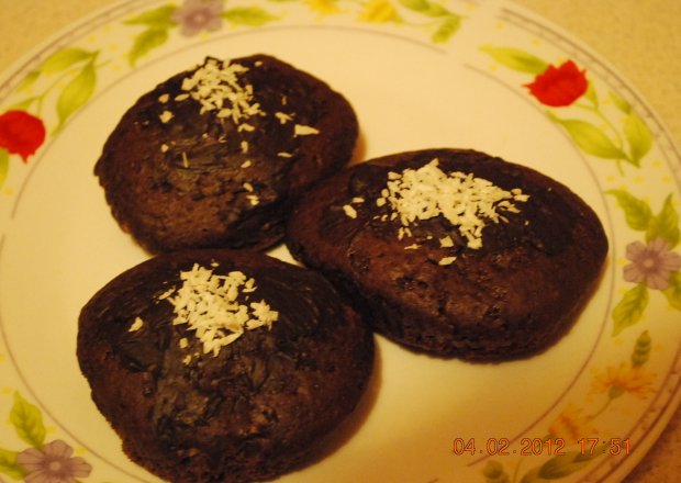 Fotografia przedstawiająca czekoladowe ciasteczka