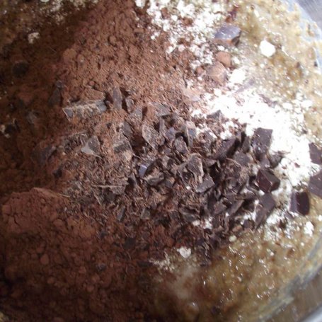 Krok 3 - Czekoladowe ciastka z soczewicy z kawałkami czekolady  foto