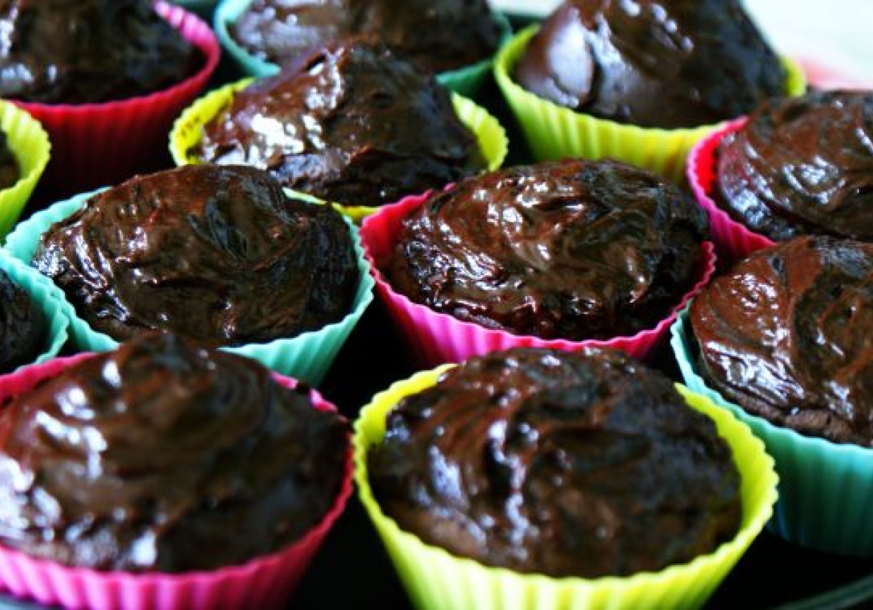 czekoladowe muffinki foto