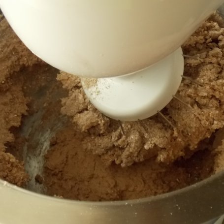 Krok 4 - Czekoladowe owsiane ciasteczka z żurawiną foto