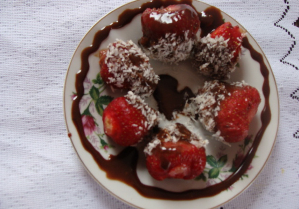 czekoladowe truskawki foto