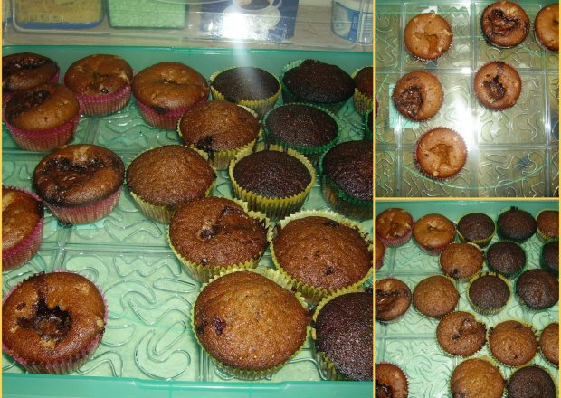 Fotografia przedstawiająca Czekoladowo-kajmakowe muffiny