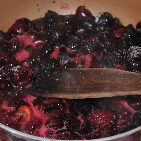 Krok 1 - Czereśniowe lody foto