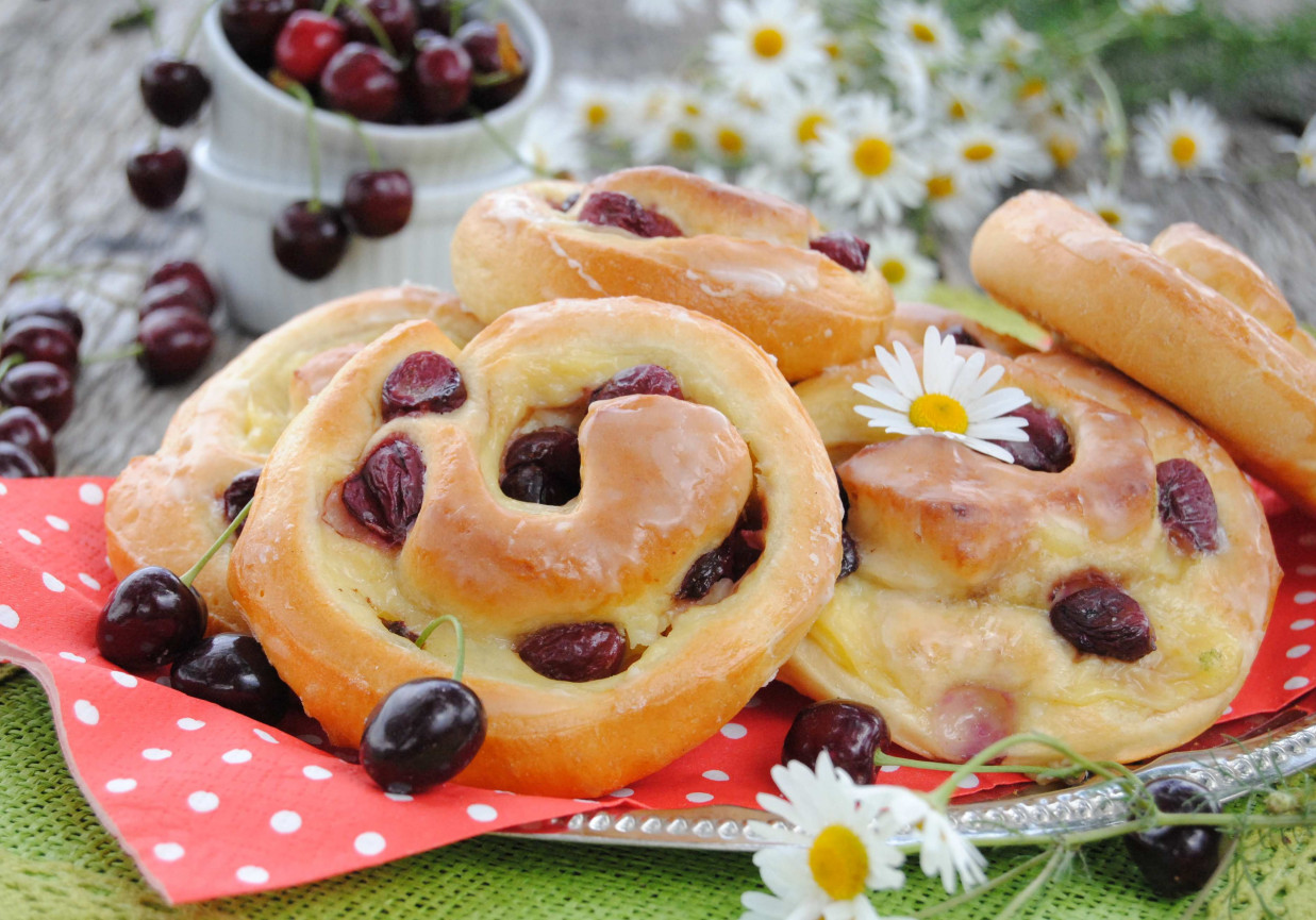 Czereśniowe ślimaczki foto