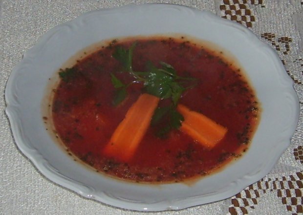 Fotografia przedstawiająca Czerwona zupka