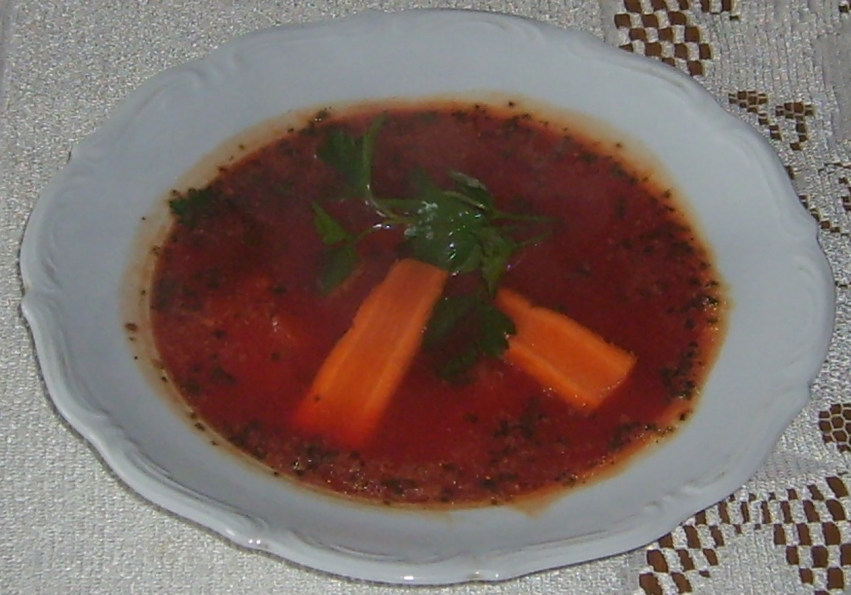 Czerwona zupka foto