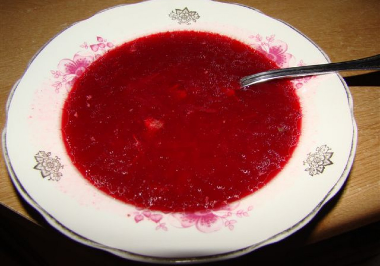 Czerwony barszcz - DoradcaSmaku.pl