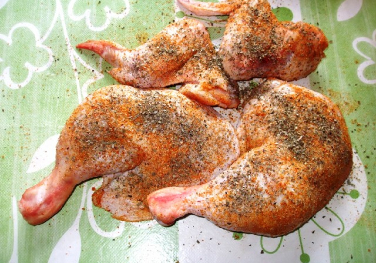 Czosnkowo-bazyliowy kurczak duszony foto