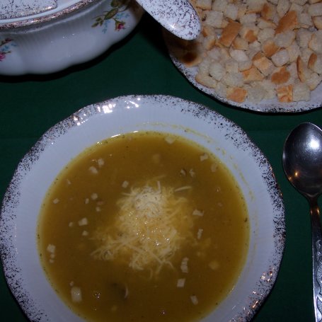 Krok 5 - Czosnkula, czyli zupa samo zdrowie :) foto