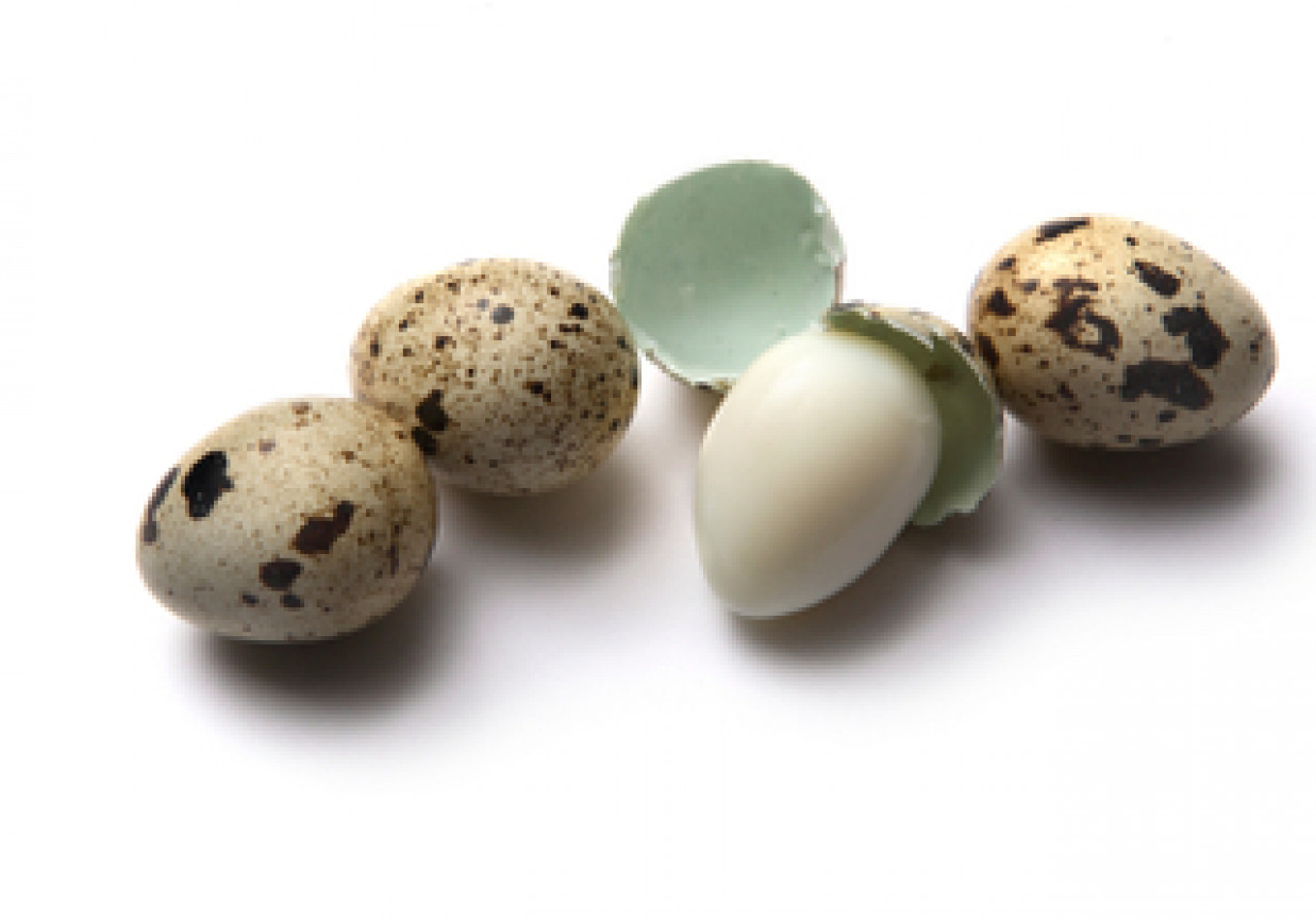Czym zastąpić wykwintne dodatki, takie jak kawior, anchois, czy jajka przepiórcze?