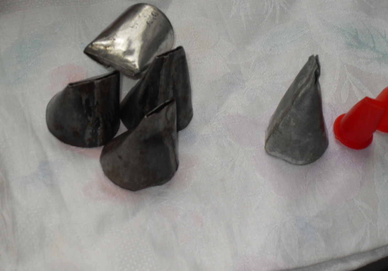 Dekoracja z kremowych róż - przepis podstawowy foto