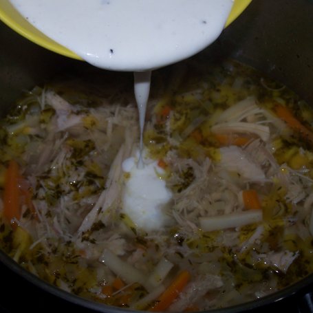 Krok 6 - Delikatna i smaczna , czyli potrawka z królika :) foto