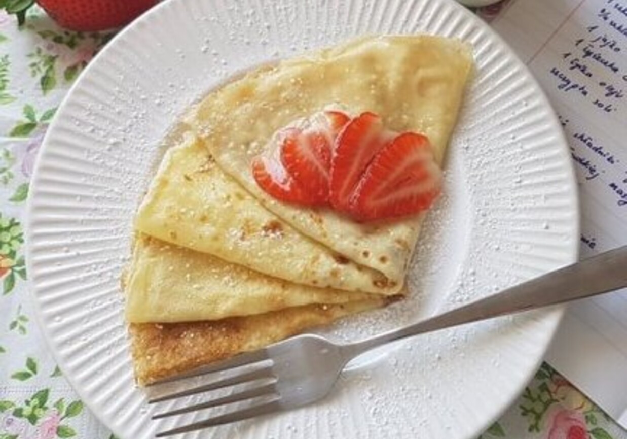 Delikatne naleśniki na kefirze foto