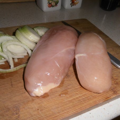 Krok 1 - Delikatny filet z kurczaka w marynacie z majonezu foto