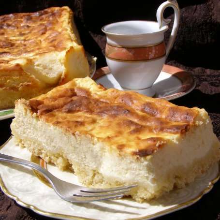Krok 7 - delikatny i pyszny sernik z ziemniakami... foto