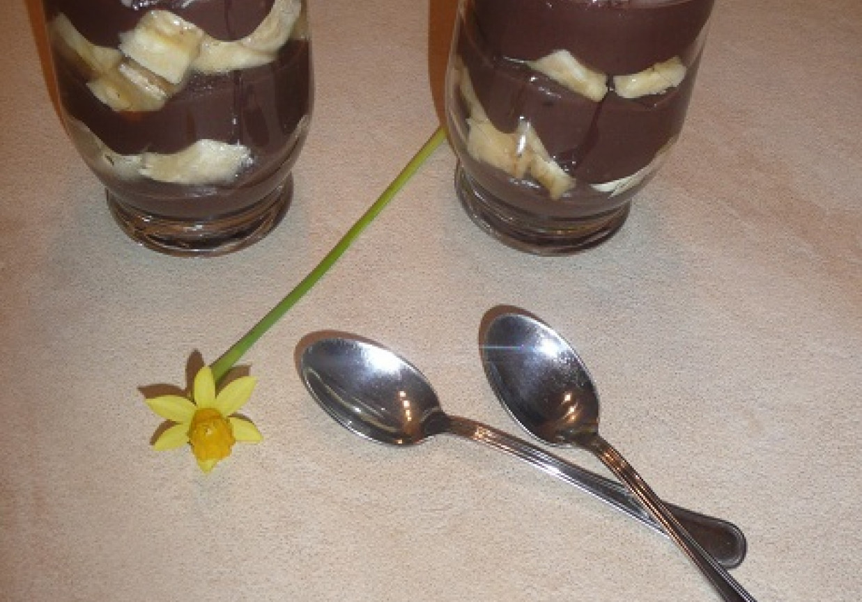deser czekoladowo- bananowy foto
