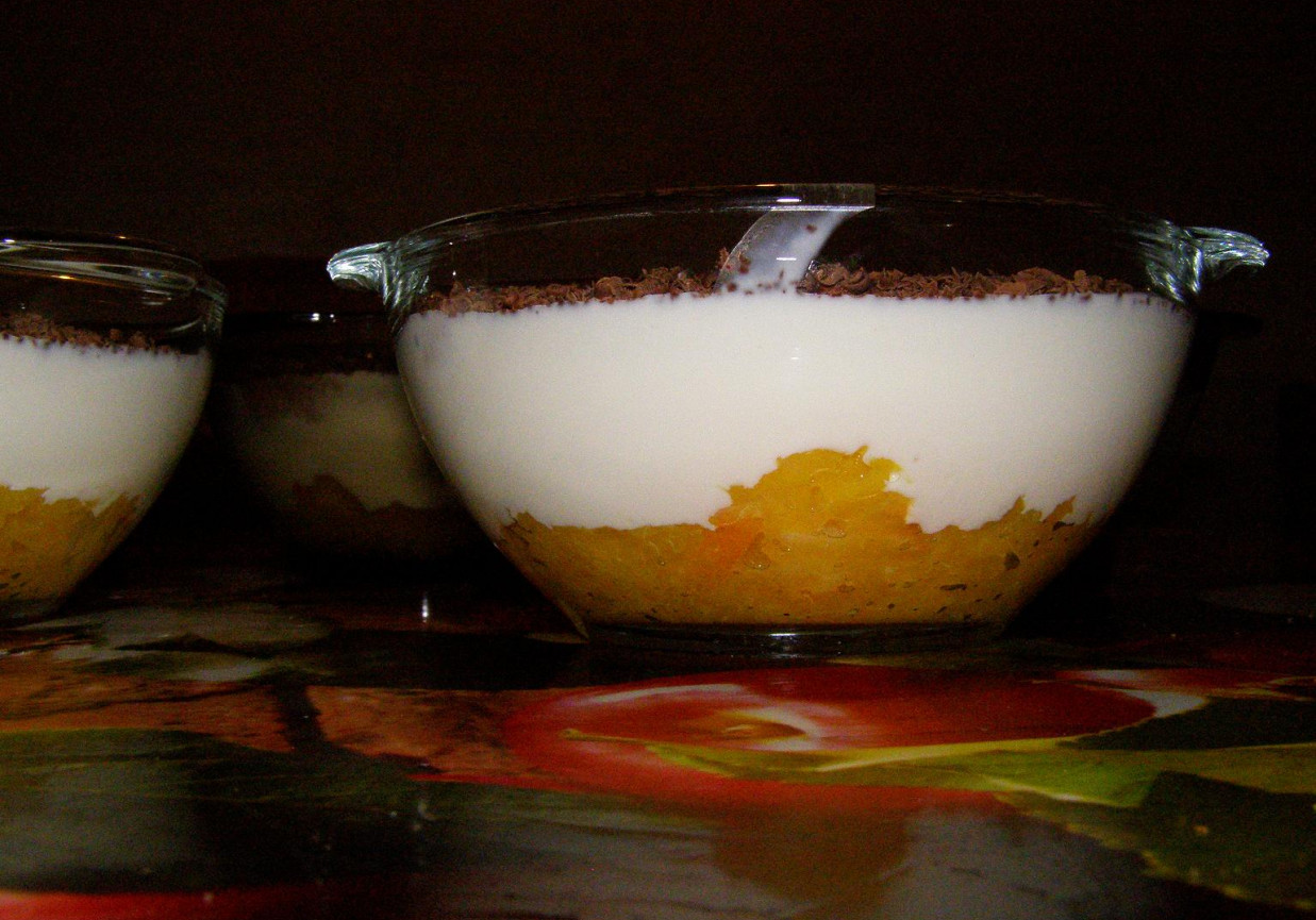 Deser czekoladowo - kokosowo - pomarańczowy foto