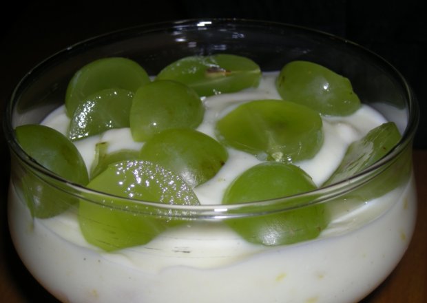 Fotografia przedstawiająca Deser jogurtowy