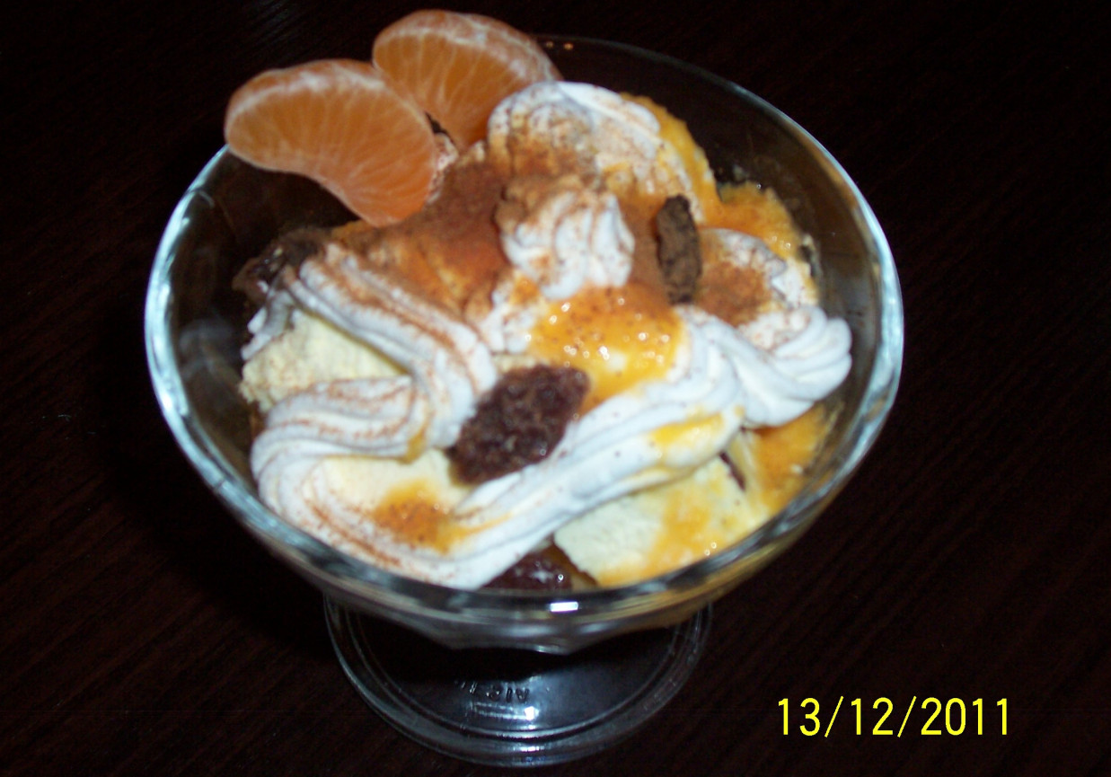 Deser lodowy z mandarynkami foto