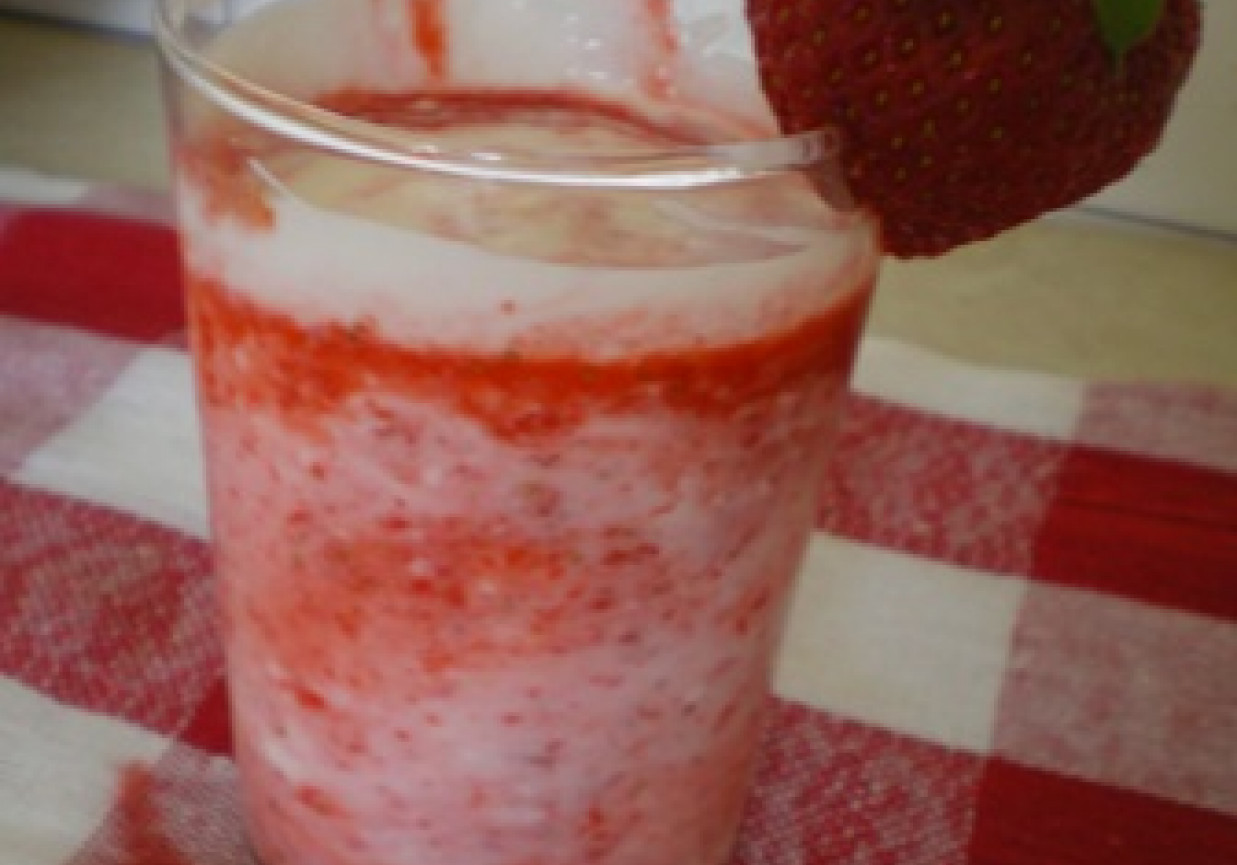 Deser Mix truskawkowo-jogurtowy foto