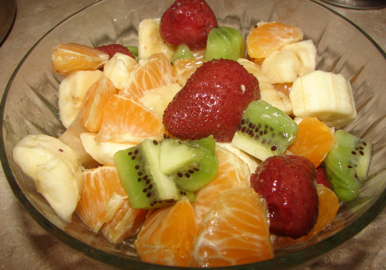 Deser owocowy z kiwi foto