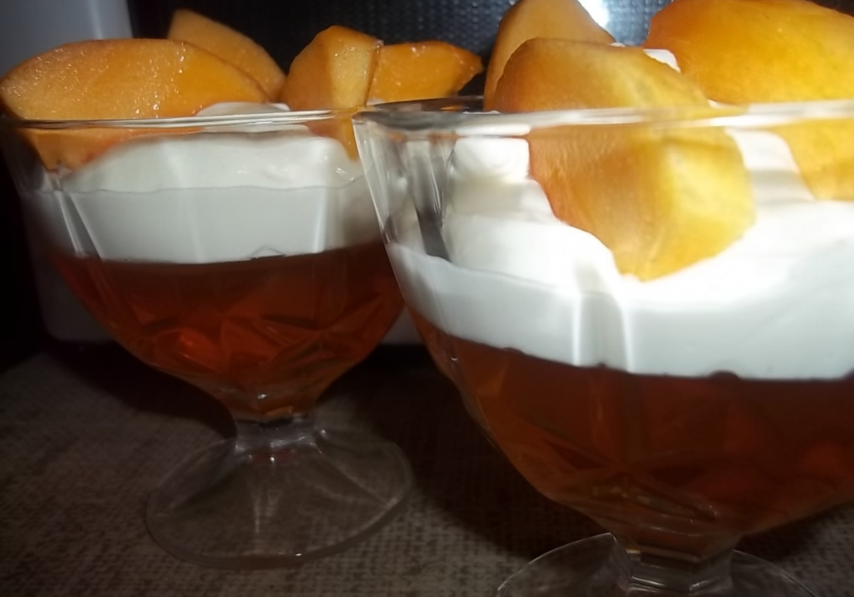 Deser z jogurtem bałkańskim i mascarpone foto